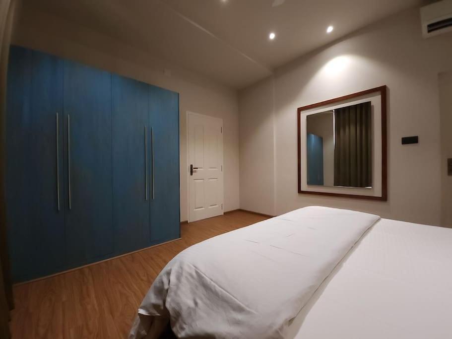 Gulzar 2Bhk Service Apartment, Канур Екстериор снимка